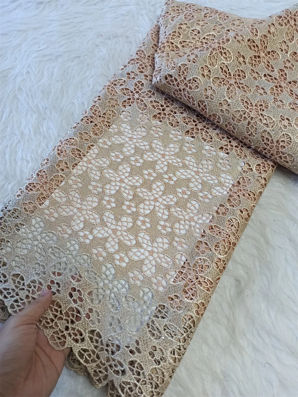 

High Quality African Nigerian Tulle Lace Fabric Embroidery Sequins French Guipure Fabric for Party/Wedding Dresses 5 Yards