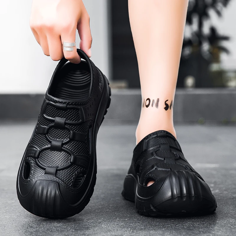 Nuove scarpe casual slip-on in morbida pelle per sport all'aria aperta da uomo 2025 Sandali da spiaggia comodi e traspiranti estivi Suola in EVA per il tempo libero
