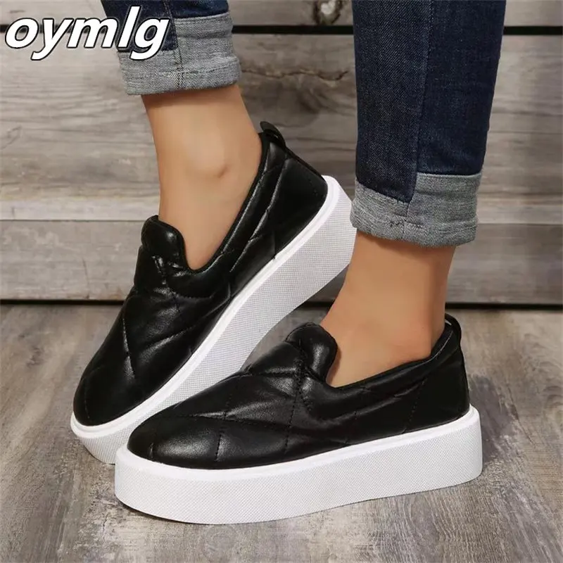 Scarpe singole scarpe grandi da donna nuovo stile solid round head scarpe in pelle con suola spessa tacco piatto scarpe casual basse