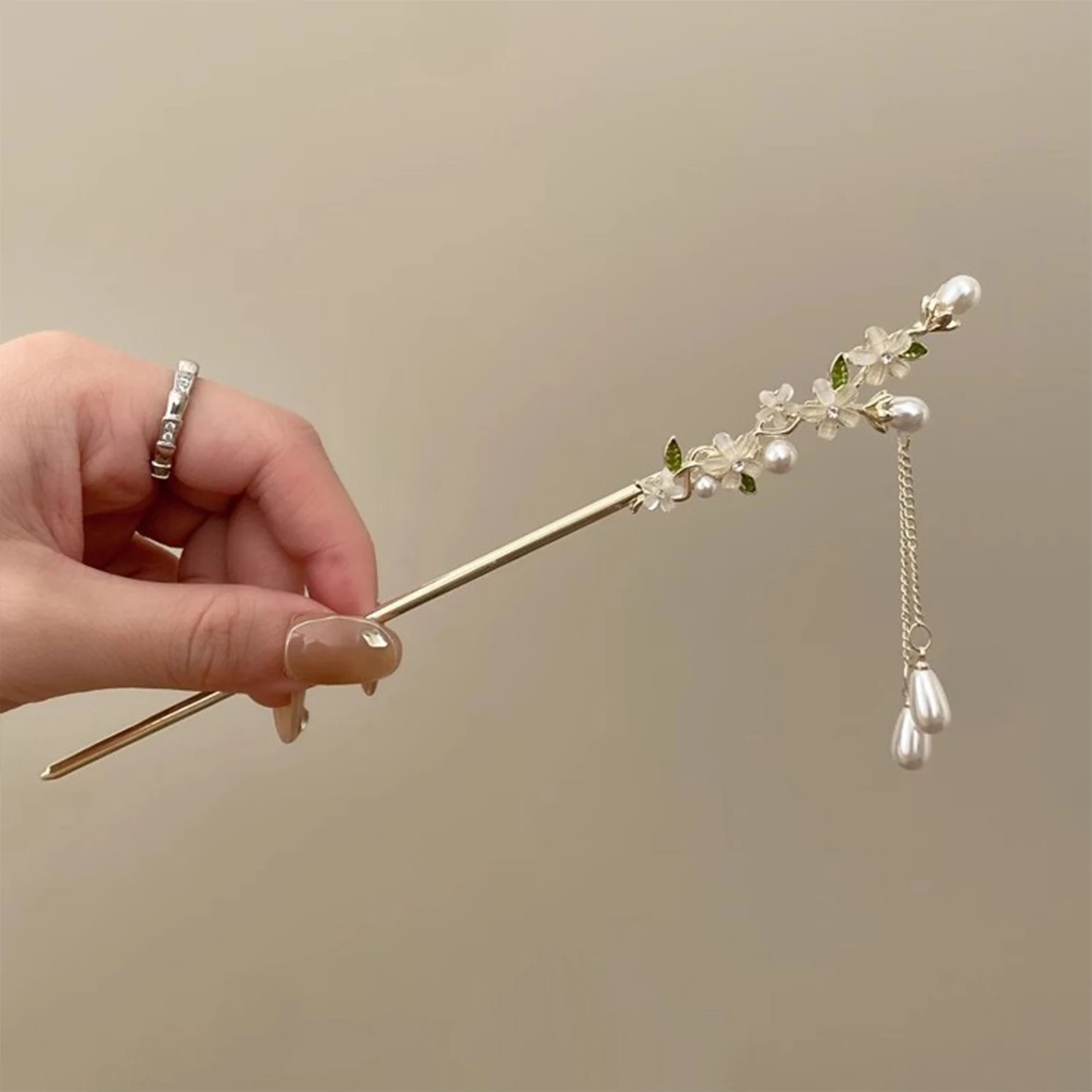 Secure Hold Hair Stick Graceful for Wedding Party Traditional Chinese Flower Pearl Bun Pin Retro Tassel Hair Accessory view 5
