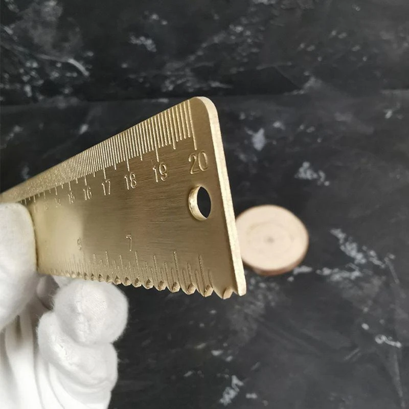 คลื่นทองเหลือง 20 ซม. ตรงไปยังที่บุ๊กมาร์กคาร์มาร์กภาพวาดการทำแผนที่เครื่องมือวัดเครื่องมือเครื่องเขียน