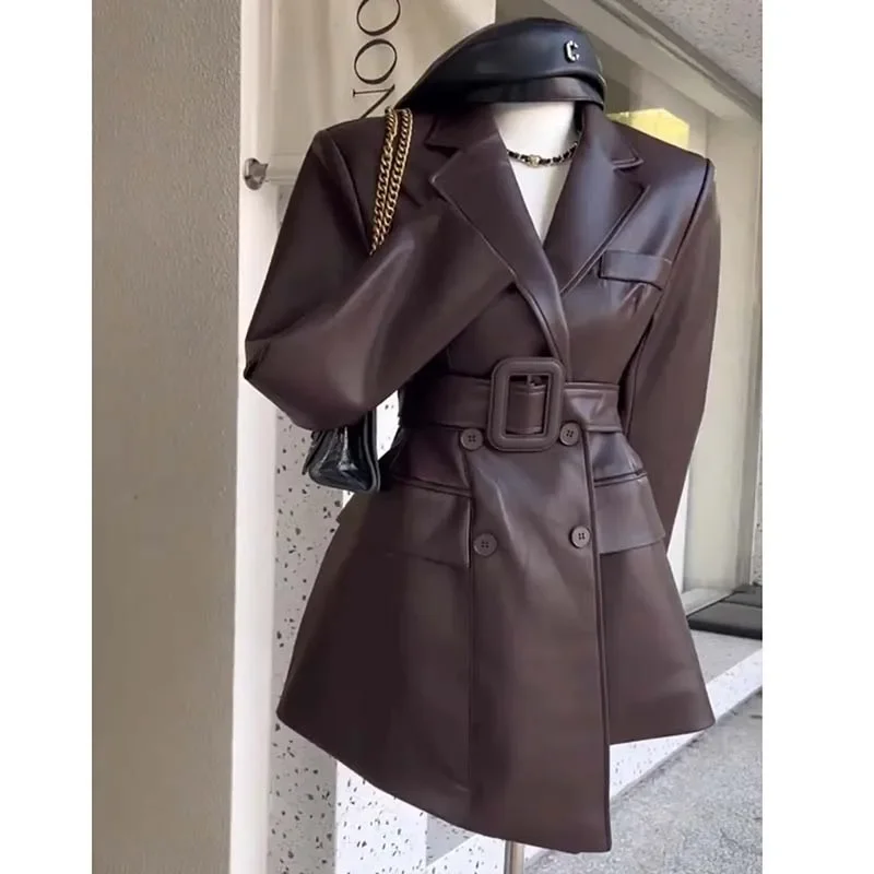 Kadın Kahve PU Deri Blazer Ceket - usage example