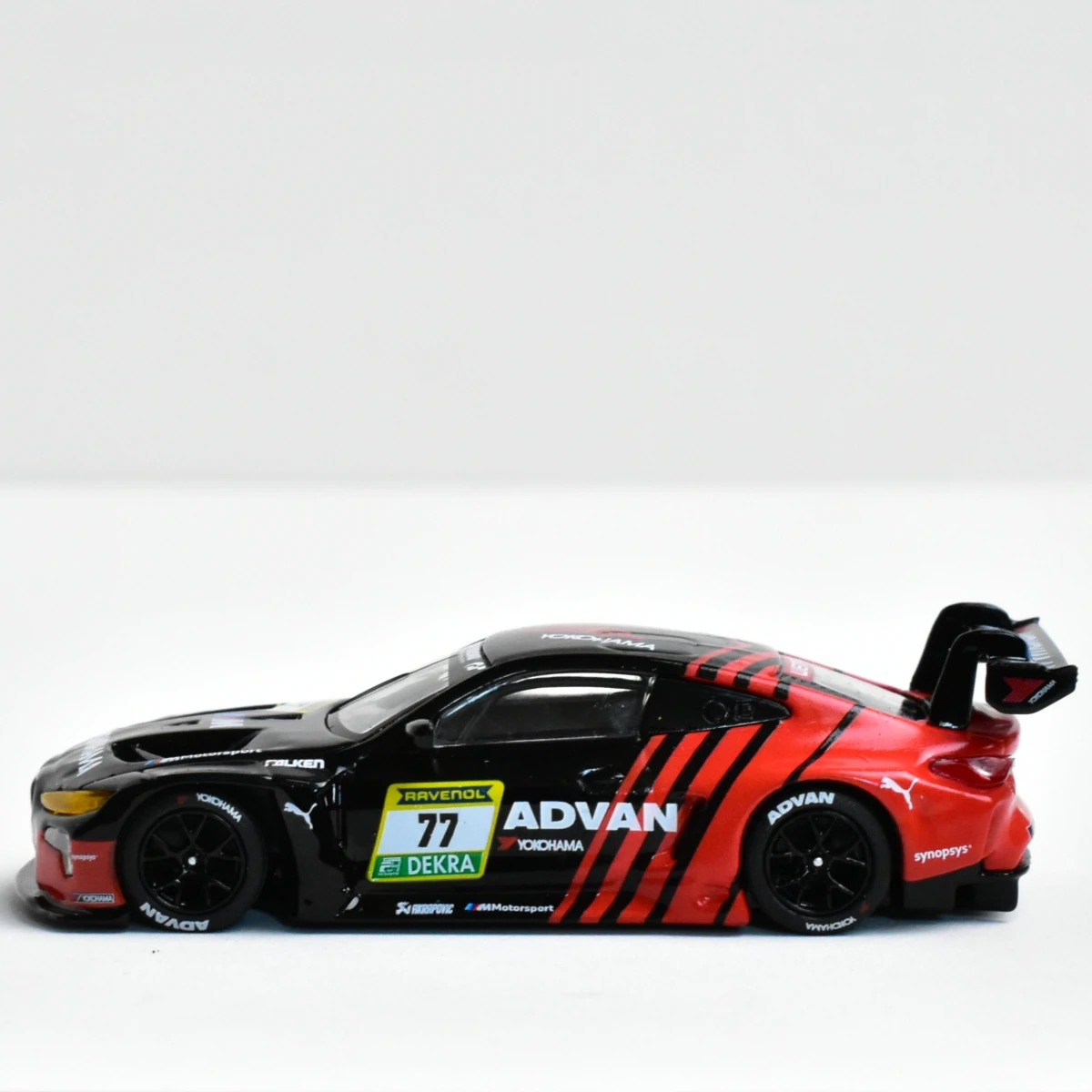 TCO 1:64 Souvenir M4 GT3 Druckguss-Modellauto