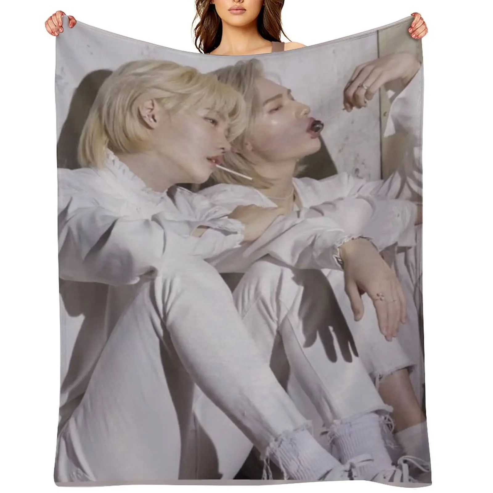 

Hyunlix Throw Blanket For Sofa Thin Flannel Fabric For Baby Thin Blankets