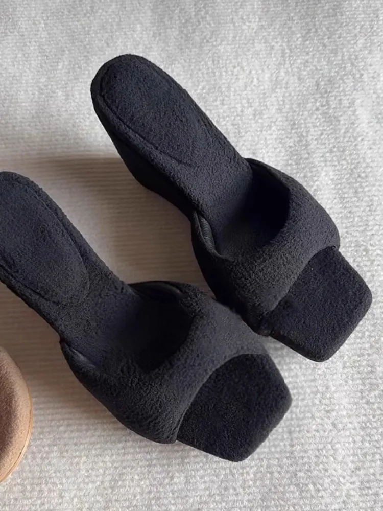 

Fashionable Round Fluffy Square Toe High-Heeled Slippers Shoes for Women Black Niche Versatile Bread Plush Sandals