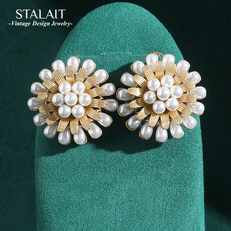 

Luxury Designer Pearl Flower Earrings For Woman Large Gold Color Charms Vintage Jewelry Antique Wedding High Quality Accessories