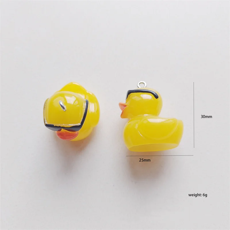 New 10pcs Kawaii Hat Sunglasses Little Yellow Duck Charms Cute Resin Animals Pendant For Women Keychain DIY Jewelry Accessories