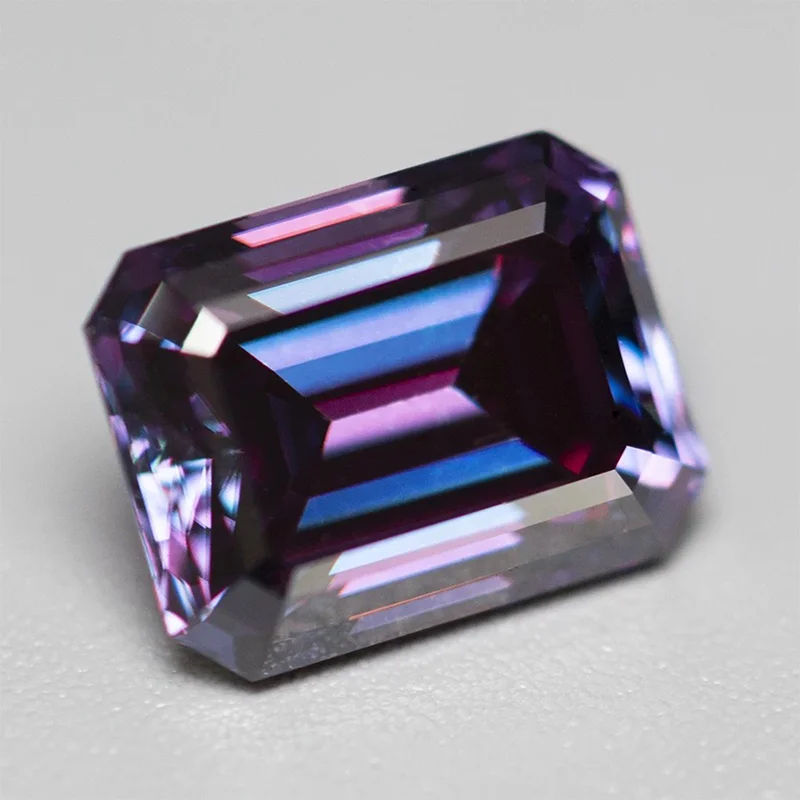 

Оптовая продажа изумрудной огранки, королевский фиолетовый цветной муассанит, камень 0,5-5,0 карата, тестер положительных пропусканий алмазов с сертификатом GRA