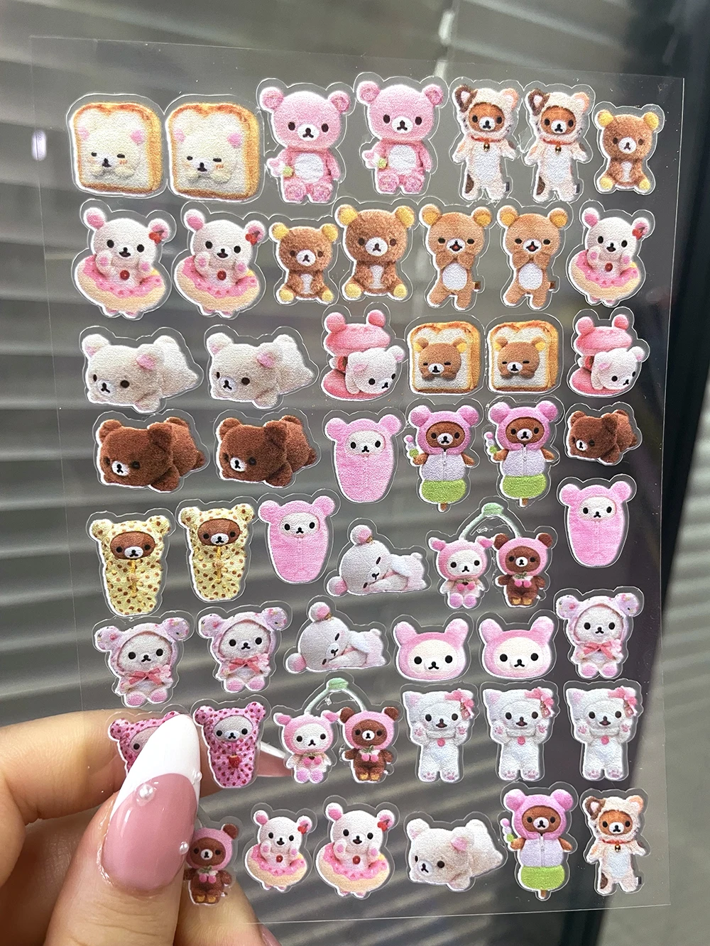 صغيرة لطيف Rilakkuma أربع أوراق البرسيم ملصقات مسمار الفن مقاوم للماء لتقوم بها بنفسك جراب هاتف كأس غطاء لوحة المفاتيح كتيب ملصقات صديق الهدايا