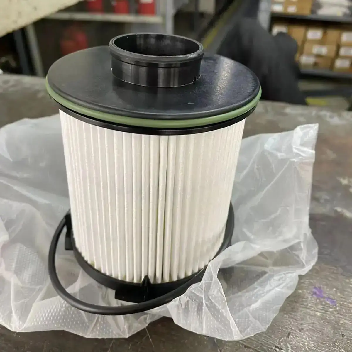 P111000000245 Fuel filter for FOTON TUNLAND use (price for 1pcs only)