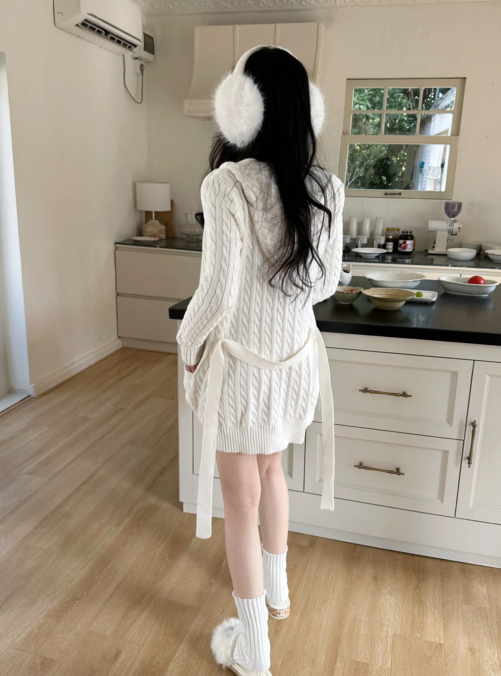 

Оригинальный свитер-жакет Chee Princ Diary с двухцветными пуговицами и эффектом скручивания, в винтажном стиле, милый, 100% хлопок, весна 2025, женская коллекция.