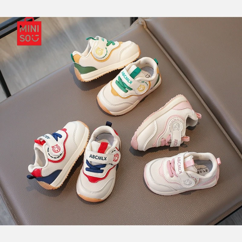 أحذية رياضية للأطفال من Miniso 2025 من عمر 0 إلى 3 سنوات، نعل ناعم من الجلد غير قابل للانزلاق أحذية كاجوال للجنسين للرضع والأطفال الصغار #6