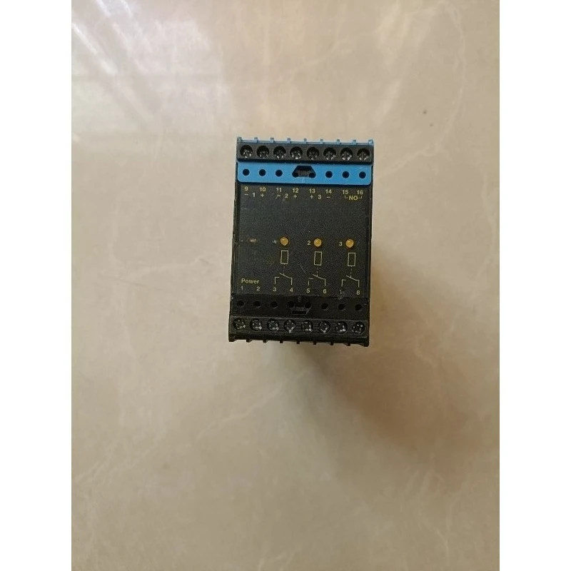 MS1-33EX0-R Safety Relay Used Visible Wear With Bumps And Scratches Fully Tested for Industrial Safety Control Systems