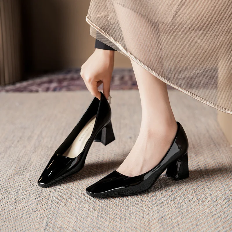 المرأة ساحة تو كتلة كعب مضخات براءات الاختراع والجلود الرجعية المتسكعون مريحة مكتب اليومية حذاء كاجوال حجم 31-40 Q-129