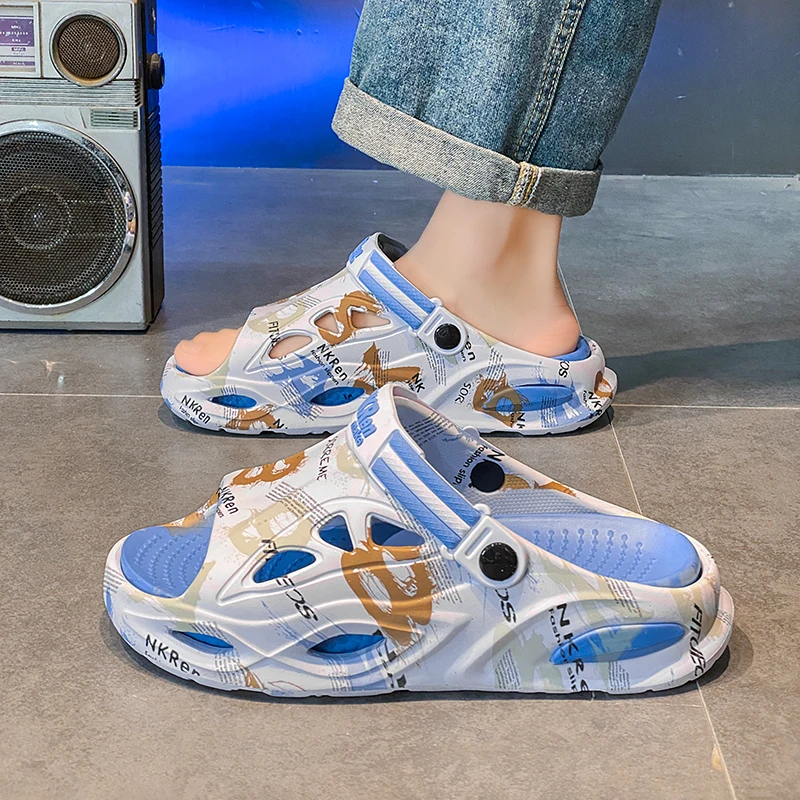 

Men's Summer Outdoor Sporty Anti-Slip Anti-Odor Slip-On Beach Sandals Large Size Trendy Driving Two-Purpose Comfortable Slippers