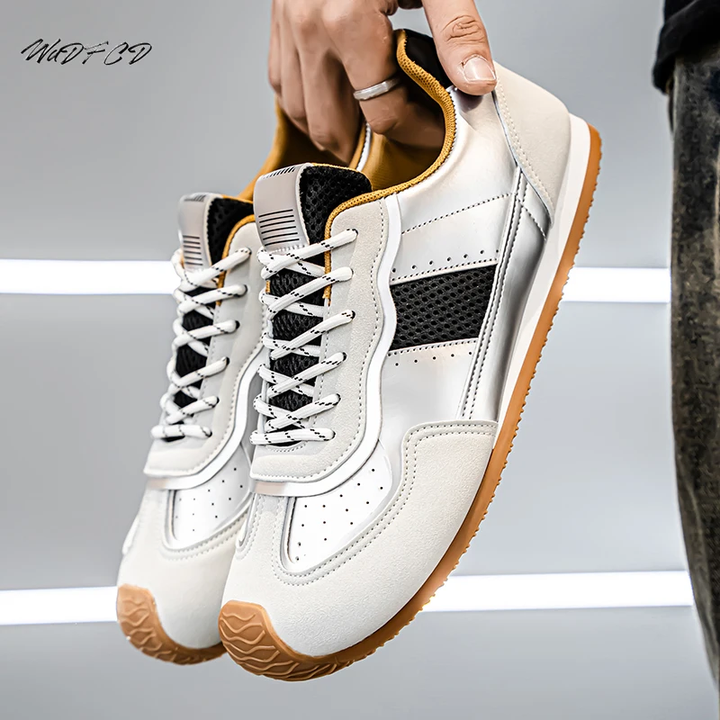 Sneakers Casual Plus Size 45 Mens Designer Retro Running Shoes Fashion Leather Fabric Breathable Flat Board Shoes Driving Shoes