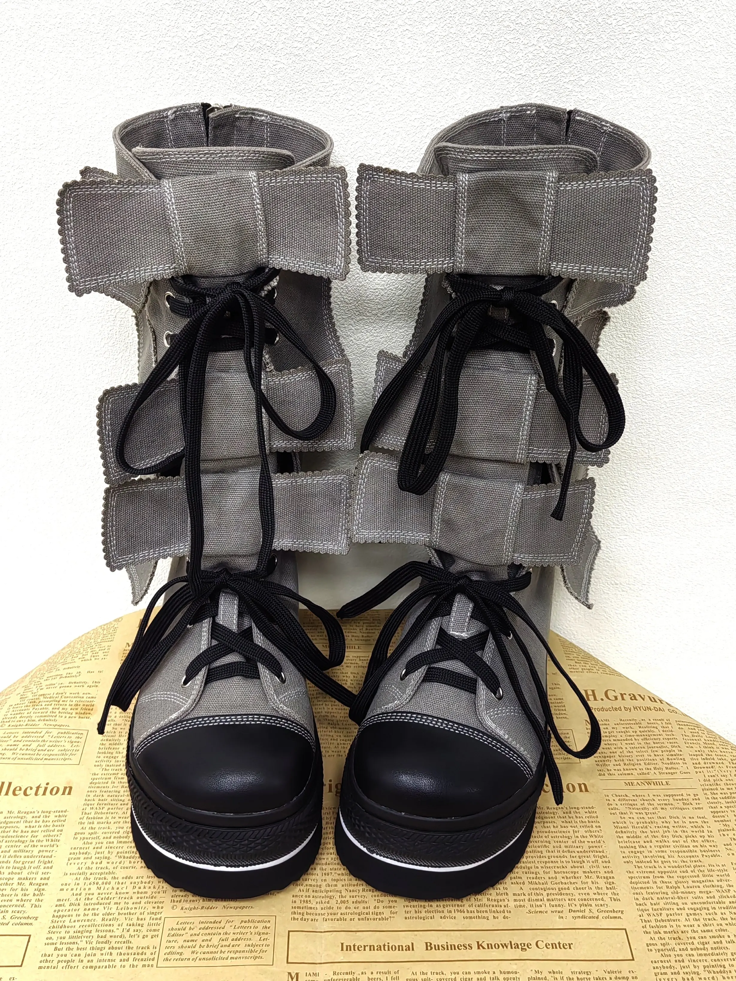 Women's Punk Style Gray Canvas Mid-calf Boots With Big Bow & Back Zipper Design Lace-up Combat Style Fashionable Casual Boots