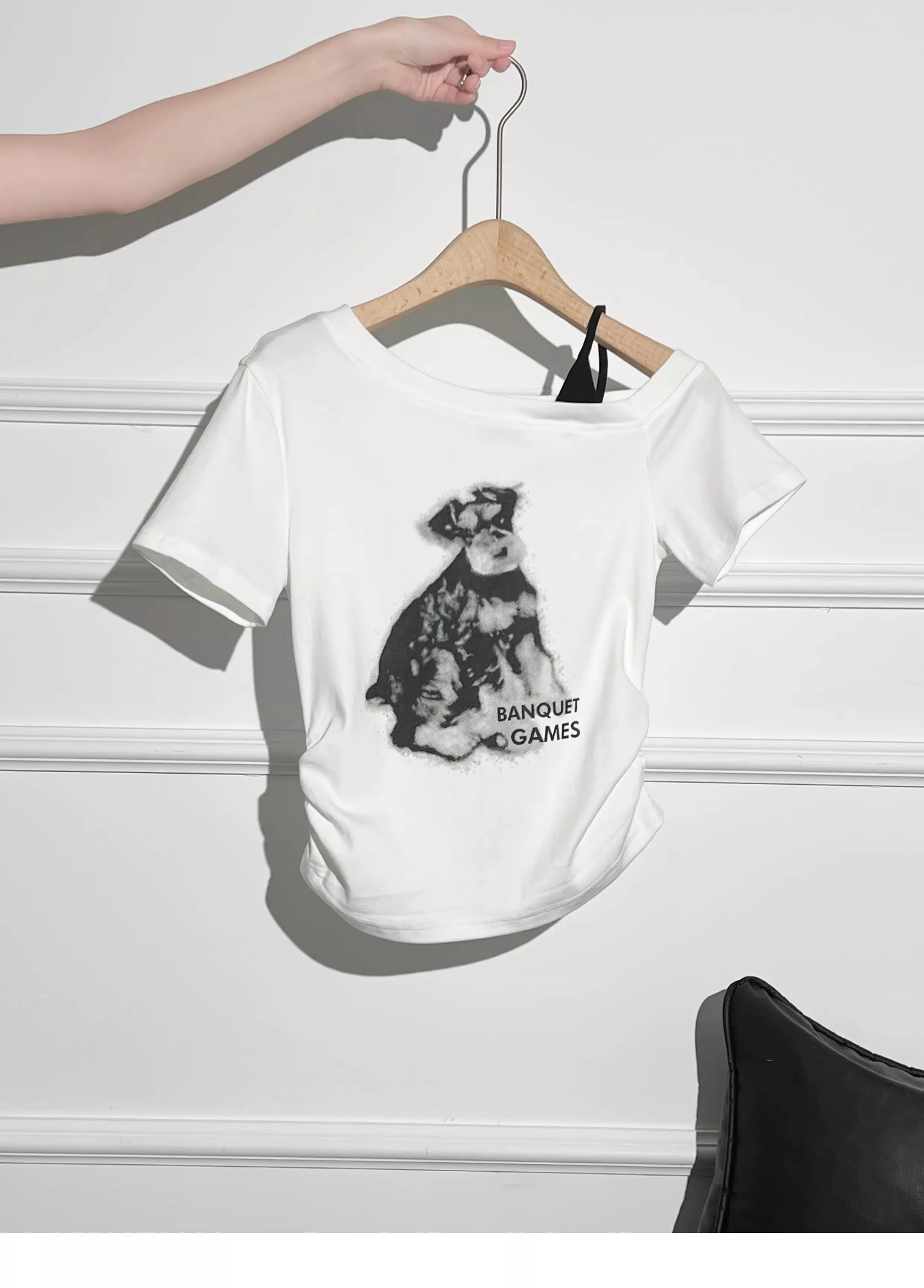 2026 Women's White Puppy Print Asymmetrical Short-Sleeve Tee with Fitted Waist, Pleats, and Off-Shoulder False Two-Piece