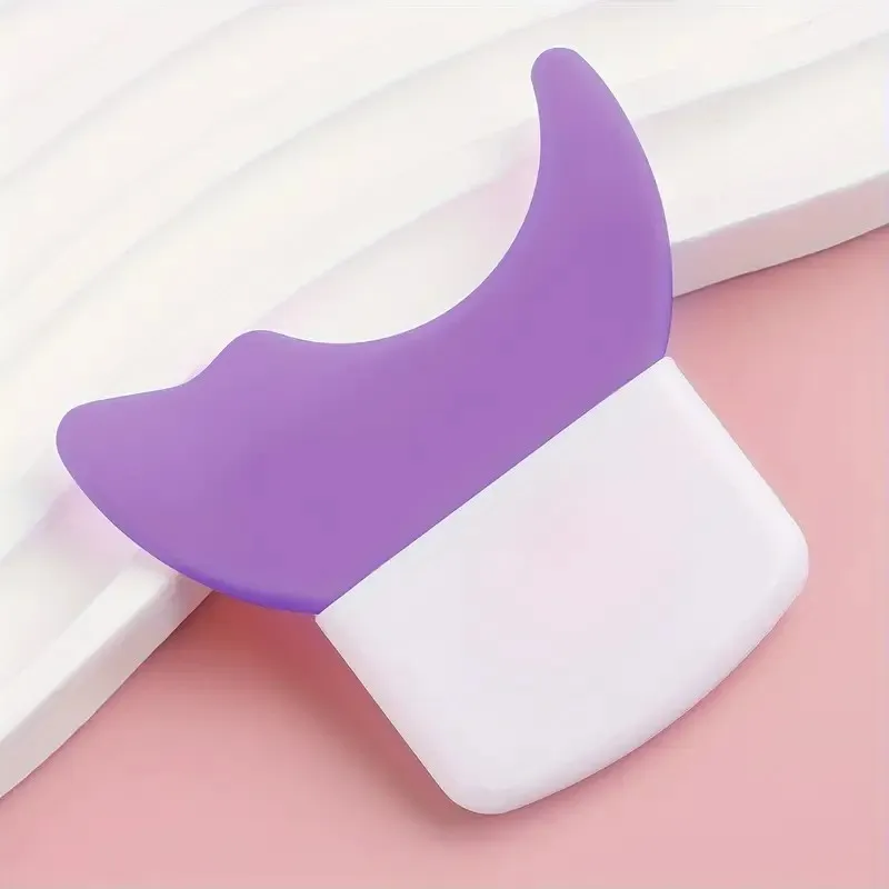 ชุดอุปกรณ์แต่งตาแบบพกพา 1 ชิ้น ทำจากซิลิโคน รูปทรงพระจันทร์เสี้ยว น่ารัก ช่วยแต่งตาอเนกประสงค์ เหมาะกับทุกทรงตา