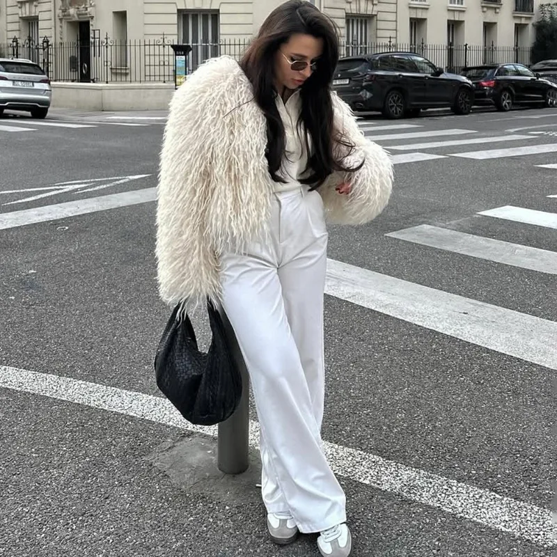Tuularose Fashion Luxury Cropped Faux Fur Coat Women Winter 2025 Ins Hot Fluffy Short Faux Fur Jacket Street Style Warm Outwear