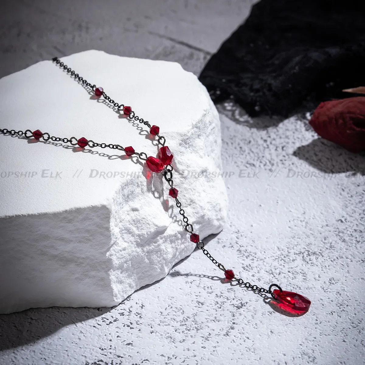 أسود قطرة الماء كريستال الصدر سلسلة قلادة للنساء Collares خمر مثير ربط المختنق Y2K هالوين مجوهرات اكسسوارات