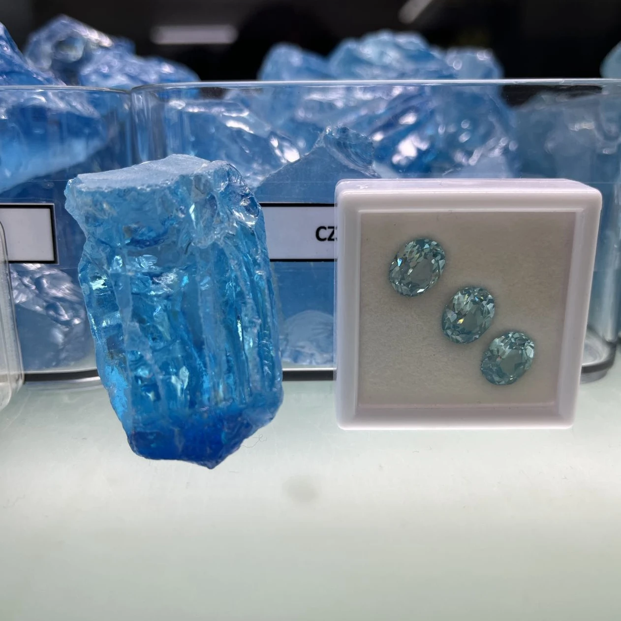 300g/Lot Aquamarine Paraiba Ice Blue Cubic Zirconia Gemstone Material For Gems Making