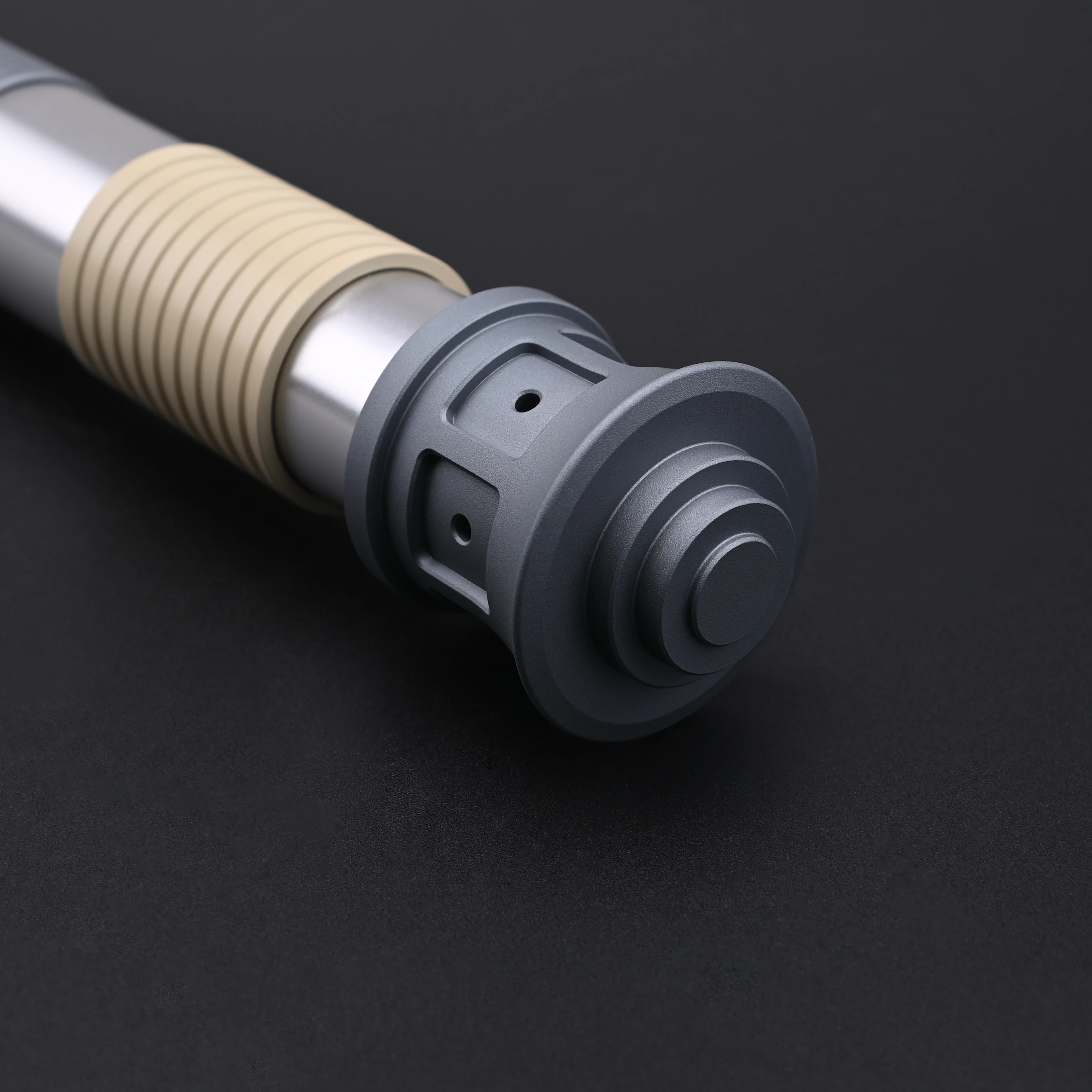 

Лазерный меч TXQSABER Heavy Dueling Series SDRGB Pixel Light Saber Blaster FOC Smooth Swing с металлической рукоятью, лазерный меч джедая, игрушка для взрослых