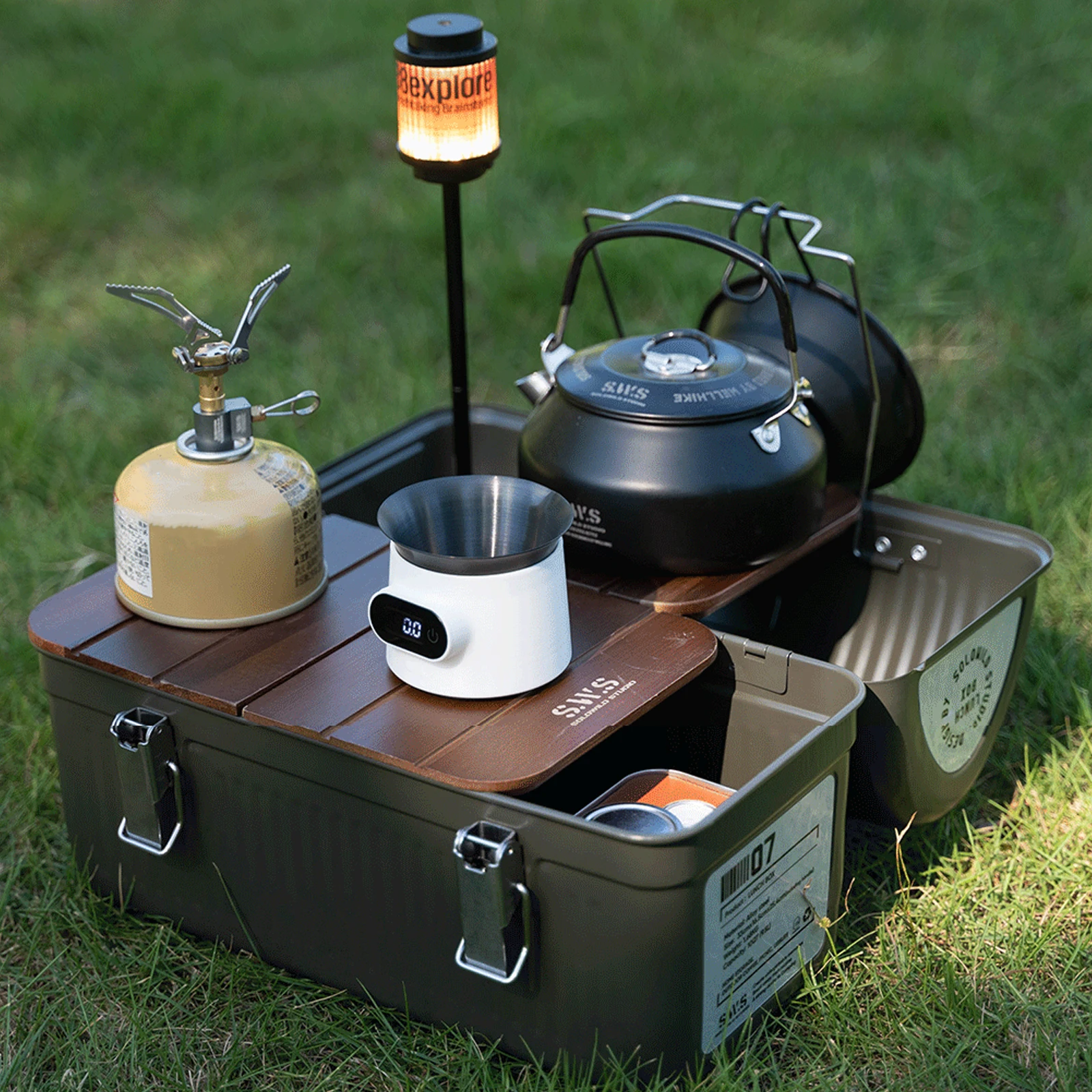 9.5L Vintage Metal Lunch Box With Handle And Latch Outdoor Camping Picnic Lunchbox Portable Coffee Brewing Tool Storage Boxes