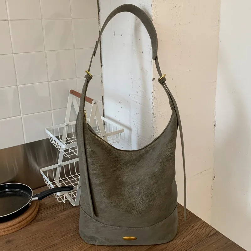 

Винтажная шикарная сумка-мешок 2025 года, просторная женская сумка-тоут, модная сумка через плечо, универсальная сумка «день-ночь», текстурированная