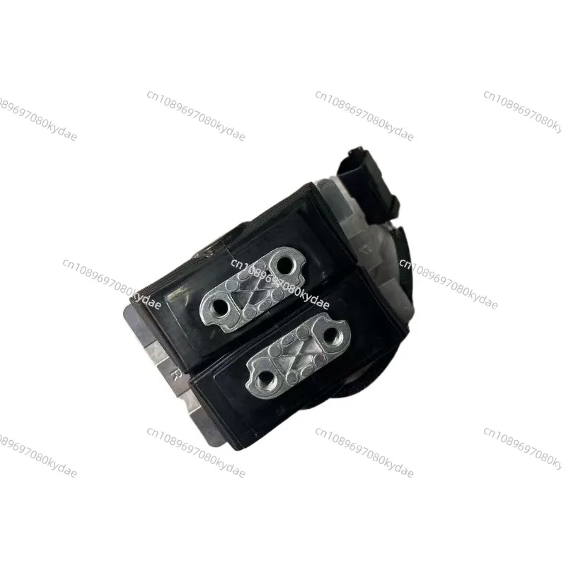 

Запчасти для экскаваторов CAT E320D E320GC E323G: педаль управления 561-7001, клапан управления педалью.