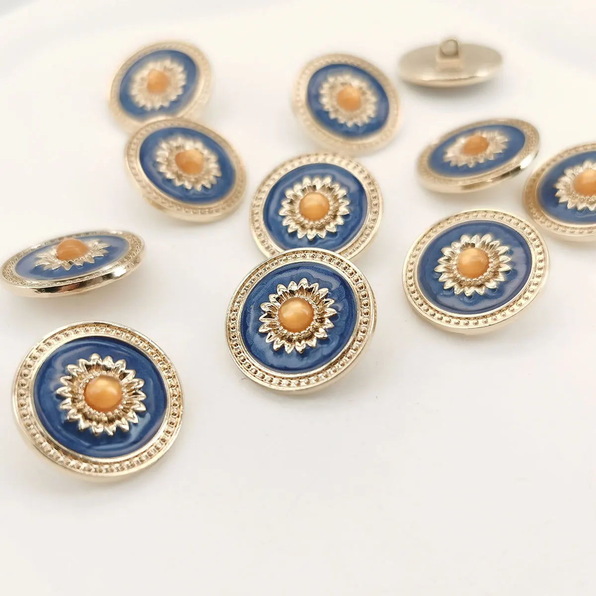 6PCS 20mm High-end Retro Style Art Round Flower Decoration B