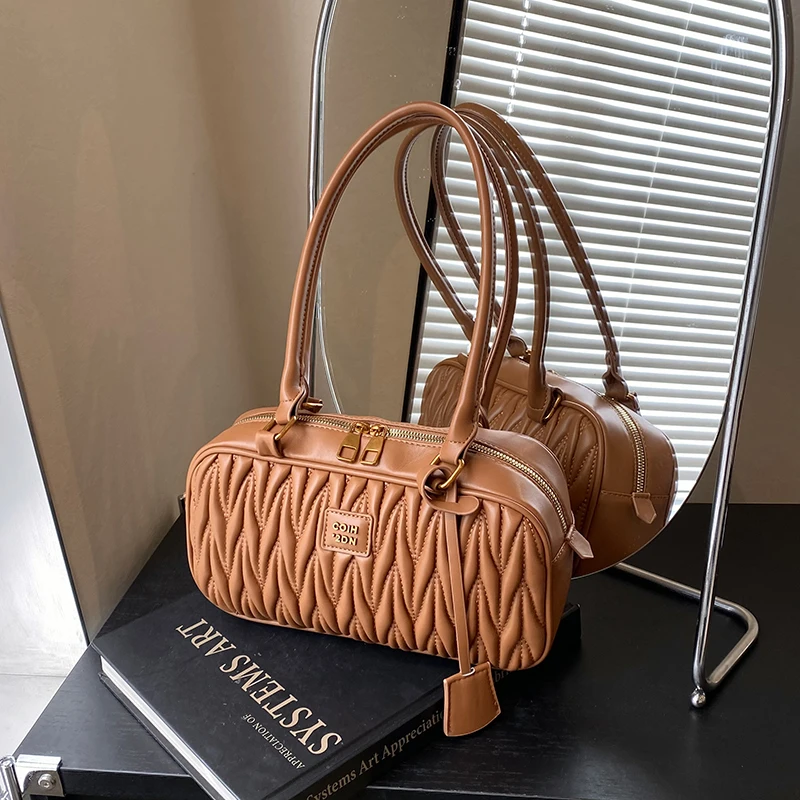 

Women's Retro Commuter Bag with Wrinkles Design, Single Shoulder Crossbody Bag, Bowling Bag