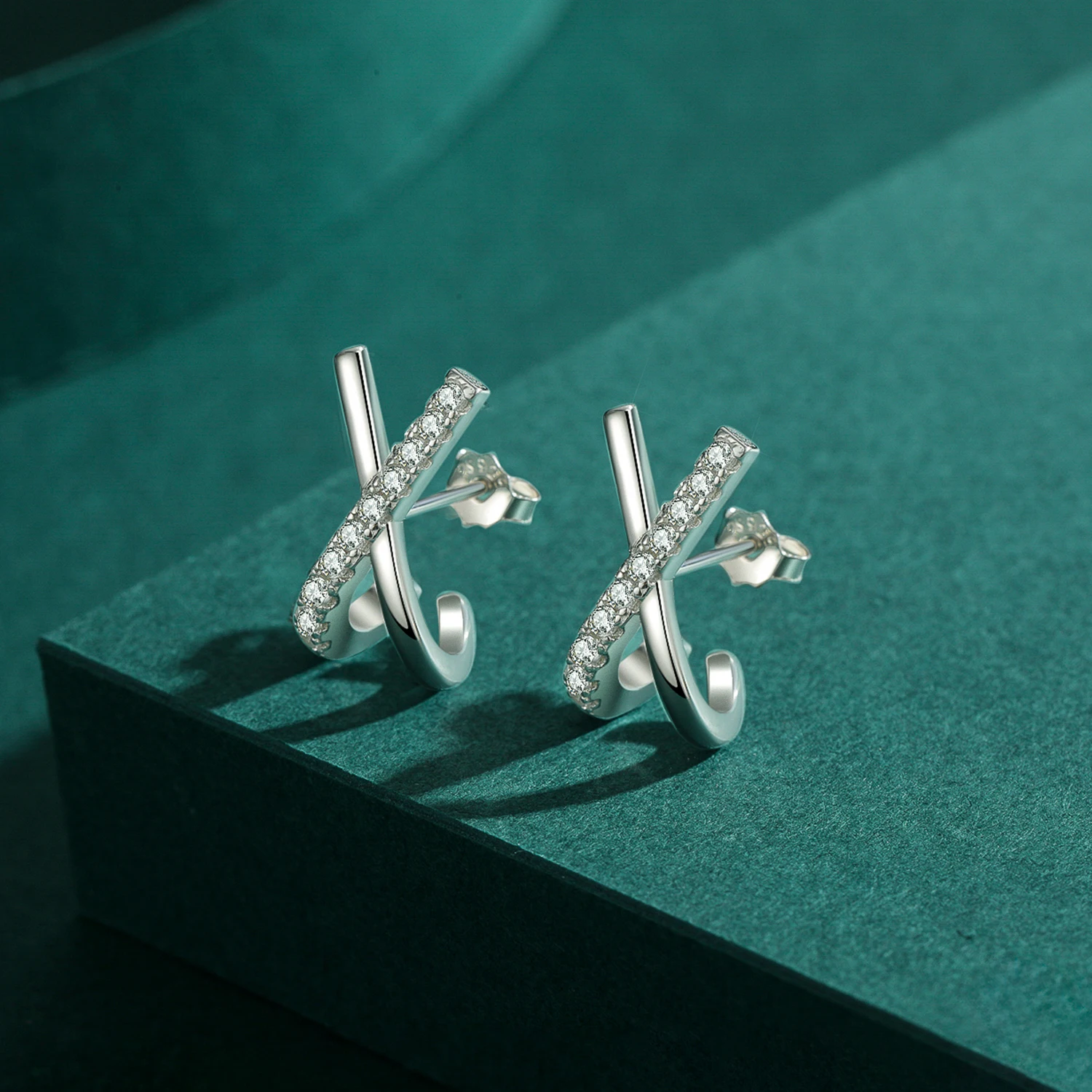 Modian 2026 New Design X Shape Fashion Earring 925 Sterling Silver Luxury Sparkling Stud Earrings For Women Girls Jewelry Arete