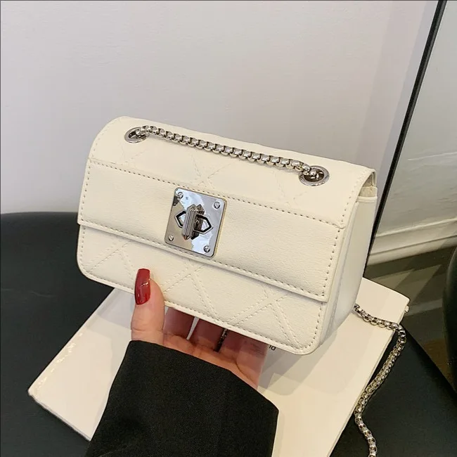 

Новинка 2023 года: женская стеганая сумка на цепочке — текстурированная премиум-класса, минималистичная и стильная маленькая квадратная сумка, французская ниша, плечо/через плечо