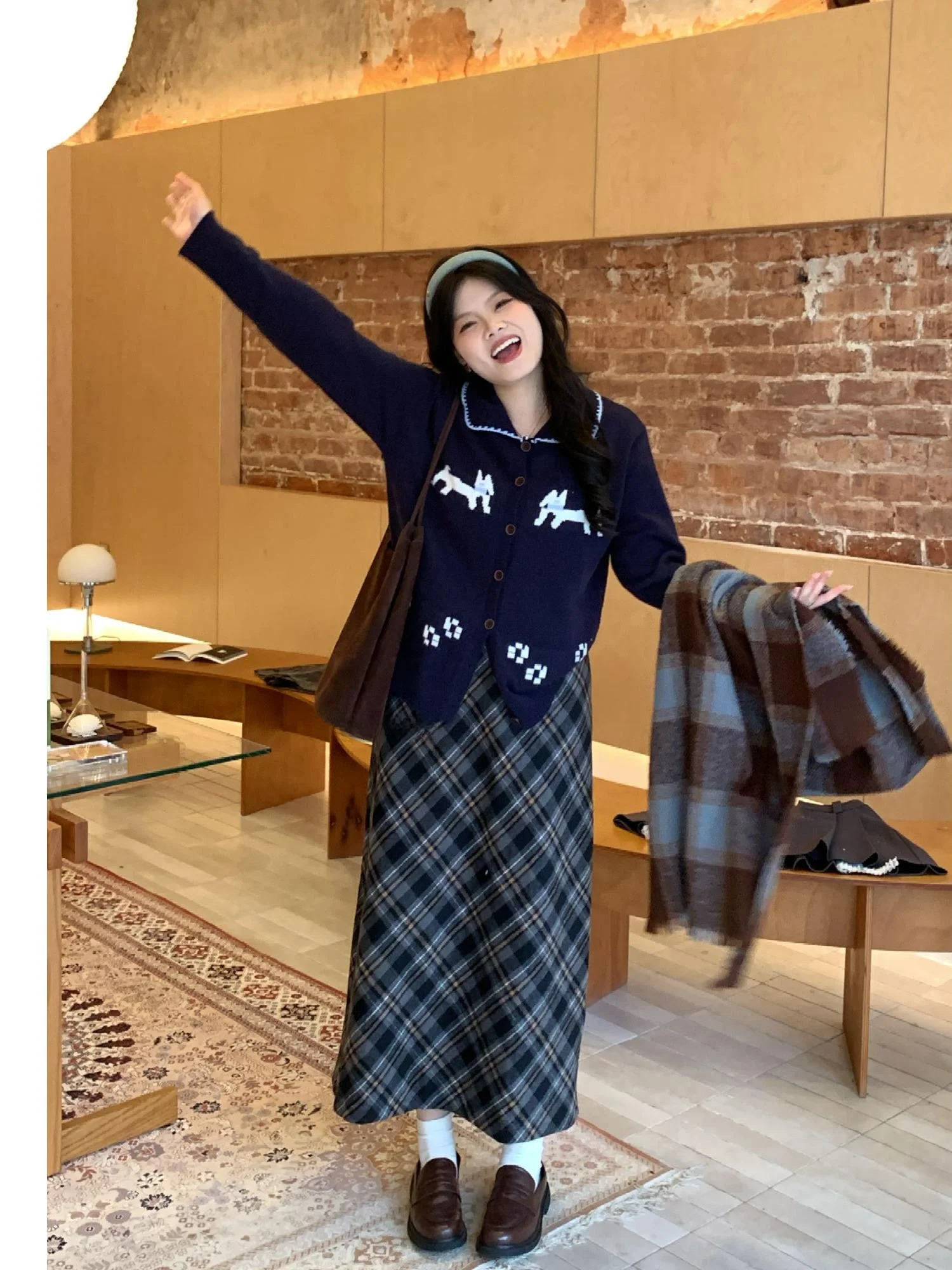 

Soft Thiened Autumn Winter Sweater Cardigan Floral Embroidery Collar Fat Little Dog Happy Island Sle Women's Knitwear