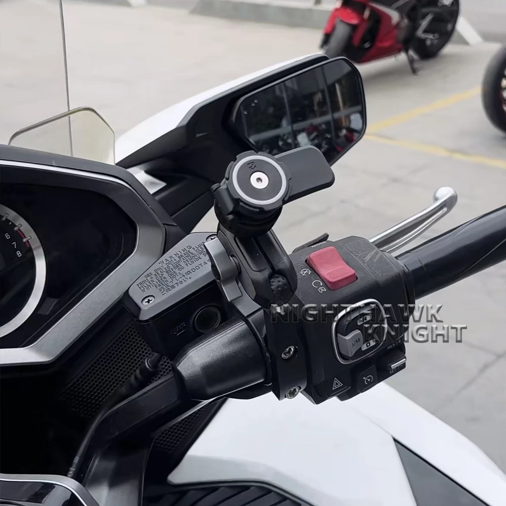 25mm Ball Head Handlebar Expansion Bracket For Honda Gold Wing GL1800 Tour DCT F6B 2018-2025 Motorcycle GPS Mobile Phone Holder view 3
