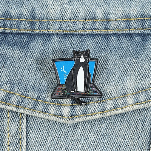 31 Arten Niedliche Tier-Emaille-Pins Kawaii Frosch Lesende Schweinchen Schnecke ASMR Broschen Rucksack-Anstecknadeln Accessoires als Geschenk Großhandel – Detail 4