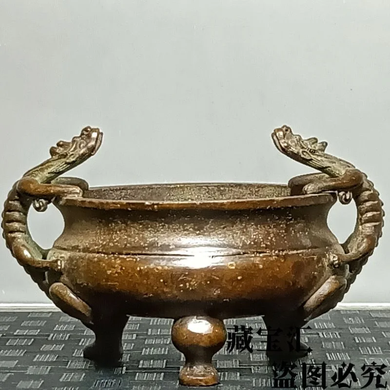 copper incense burner passed down countryside, pure all copper Dynasty Qianlong era made ear, three legged tripod copper stove