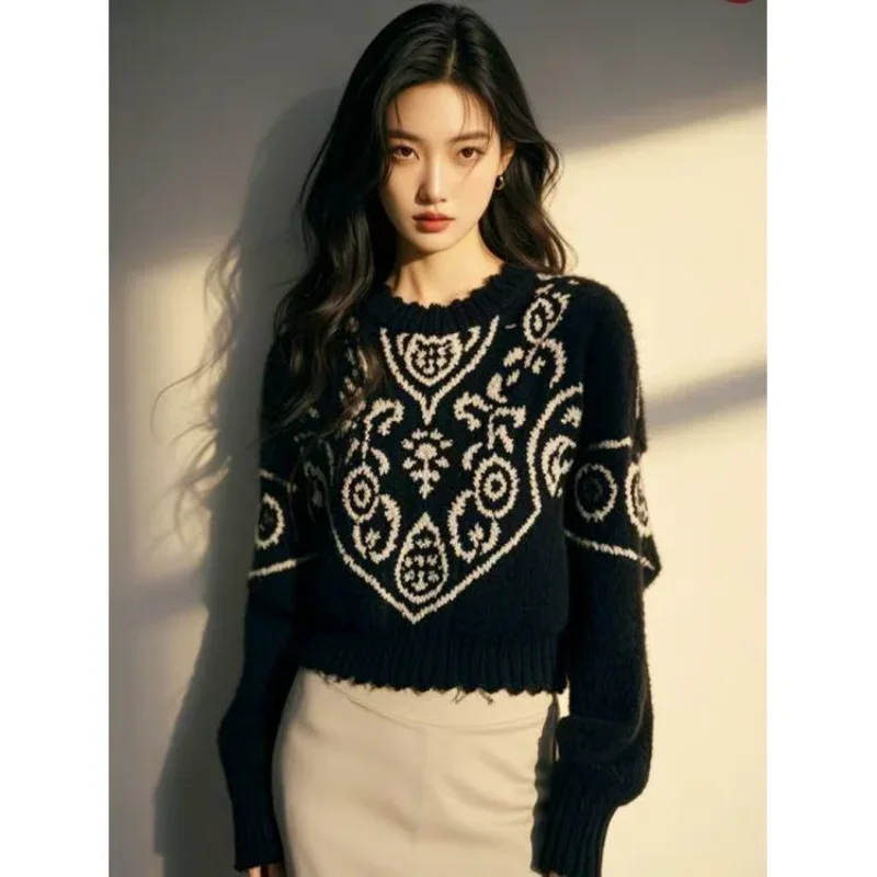 

Retro Round Neck Jacquard Sweater Jacket Slim Short Loose Loose Top Sweater