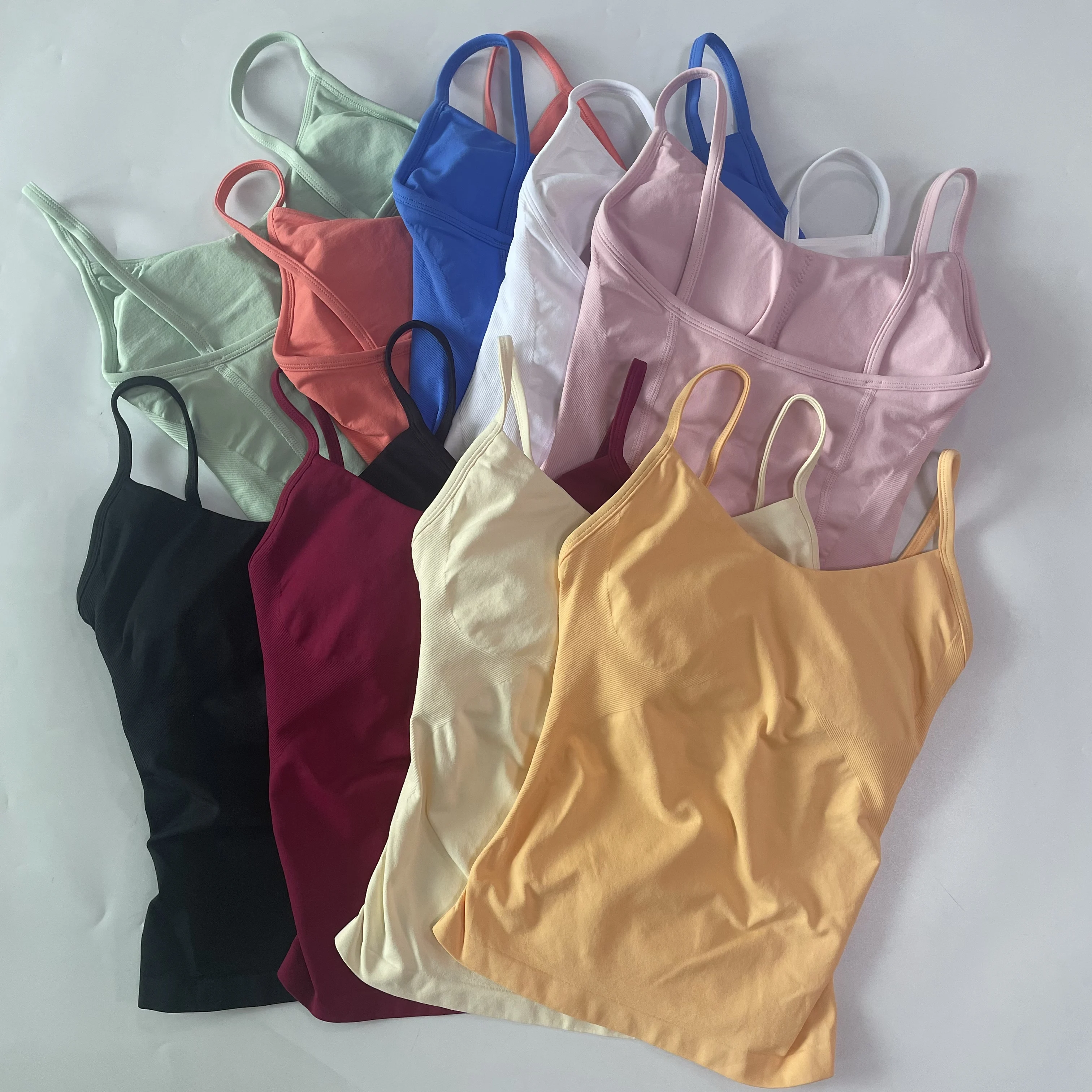 2-teiliges Fitness-Set für Damen, Sportbekleidung, Top mit Rundhalsausschnitt, Scrunch-Yoga-Shorts, rückenfreier Sport-BH, Fitnesskleidung, Yoga-Set, Outfits – Detail 9