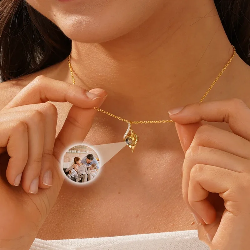 DHQH New Customized Photo Projection Fashion Necklace Personalized Talk Photo Commemorative Necklace Anniversary Gift for Her