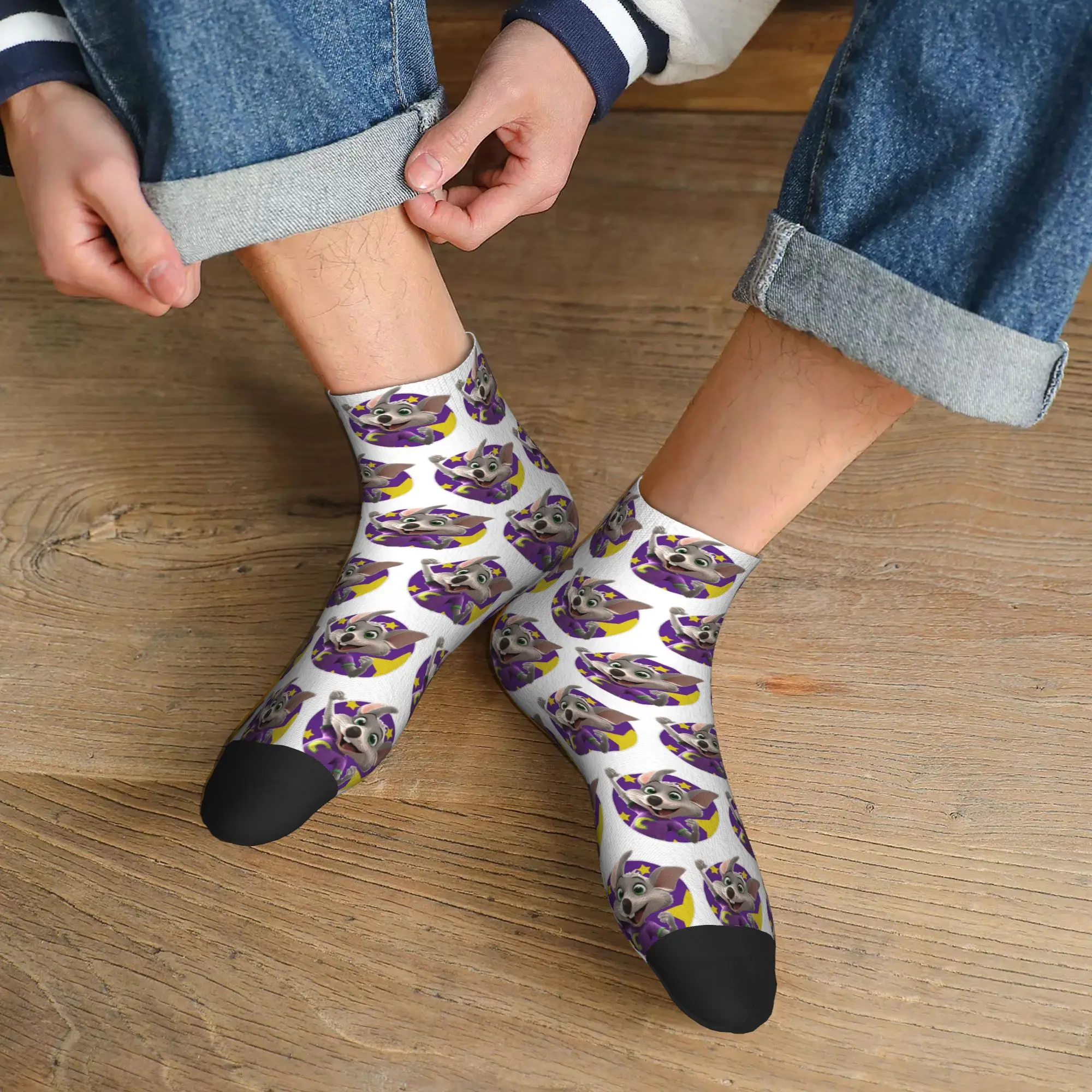 

All Seasons Chuck E Cheese Socks Harajuku Sweat Absorbing Sport Middle Tube Socks Soft Hip Hop Stockings for Men Women Gifts