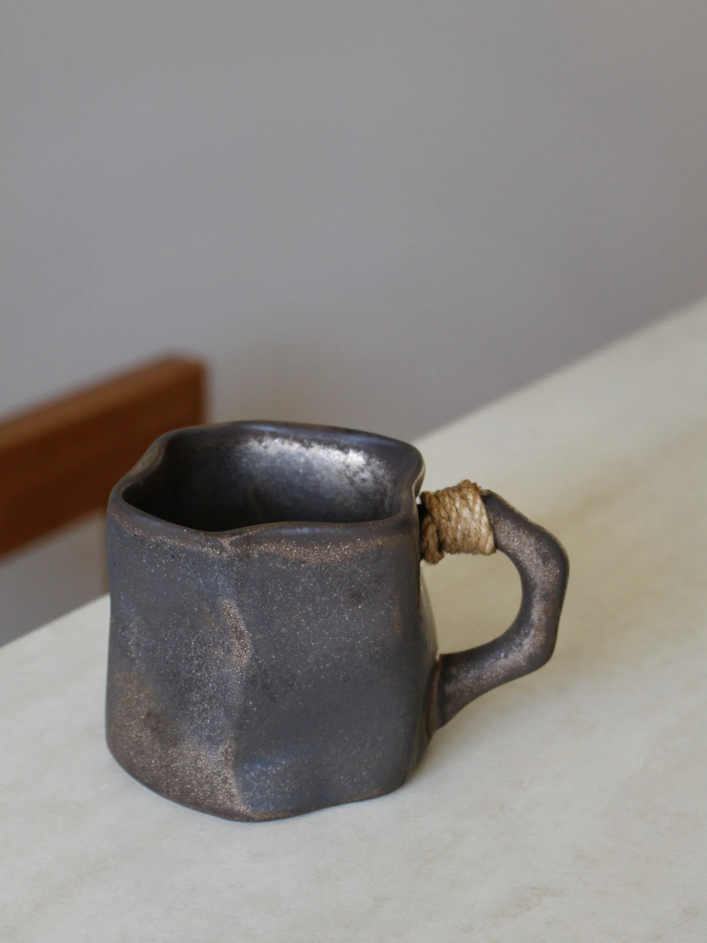 Retro  Ceramic Coffee Cup with Lid Gold Plated Porcelain Tea Cup Gift Box Special Edition Small Batch Quality Craftsm...