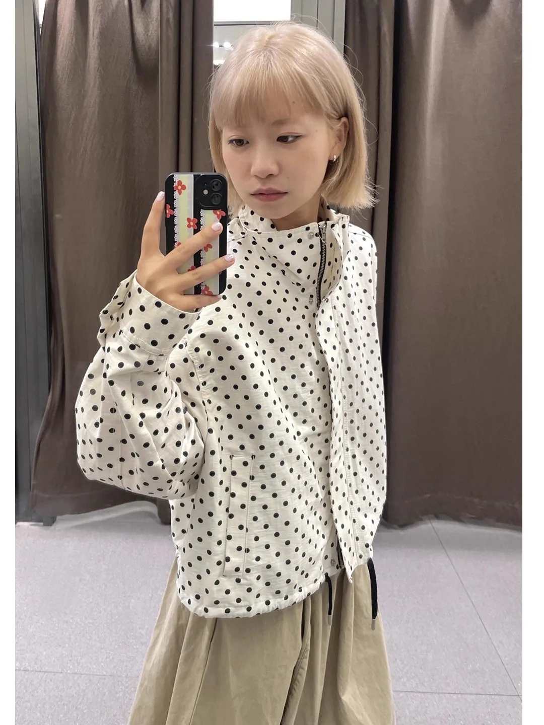 

Casual Polka Dot High Collar ort Coat Women's Faion Autumn 2025 White Retro Dots Ladies' Cact Size Polyester Fiber