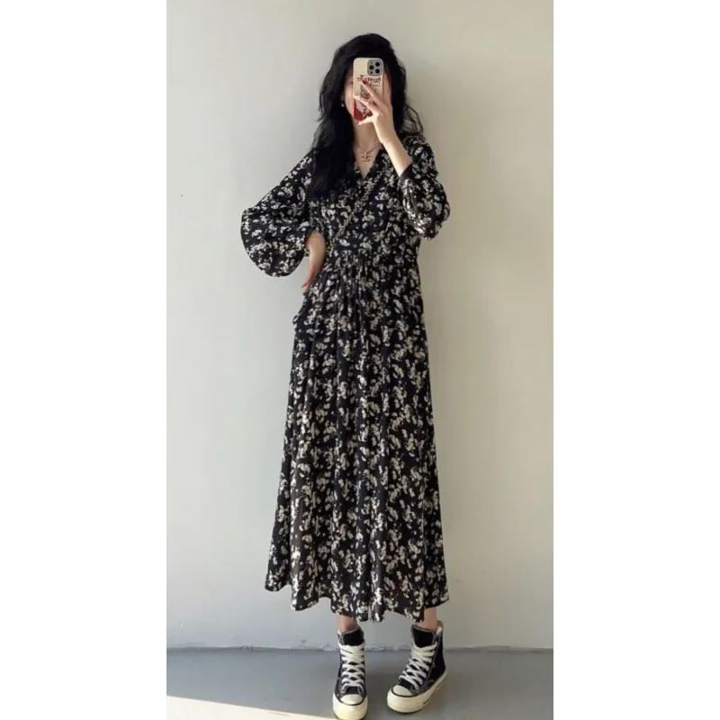 Elegante vestido Midi Vintage con cuello en V para mujer, mangas abullonadas, estampado, manga larga, ceñido al cuerpo, vestidos de noche de graduación, Corea, negro, primavera 2024