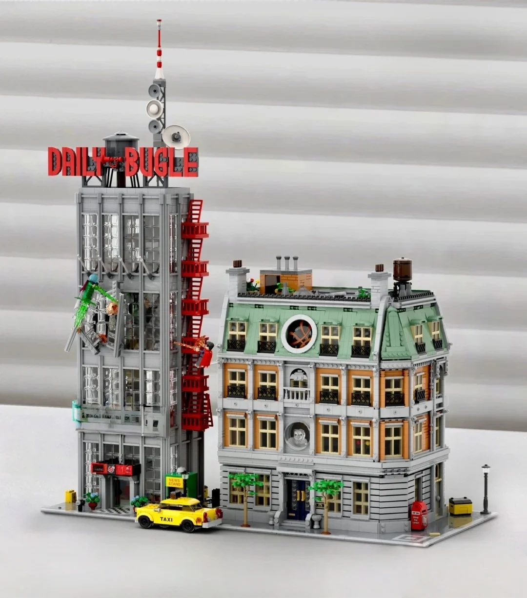 NEW 2025 IN STOCK 3772PCS The Daily Bugle  Building Blocks  Gifts for For Kids Holiday Party Supplies Birthday