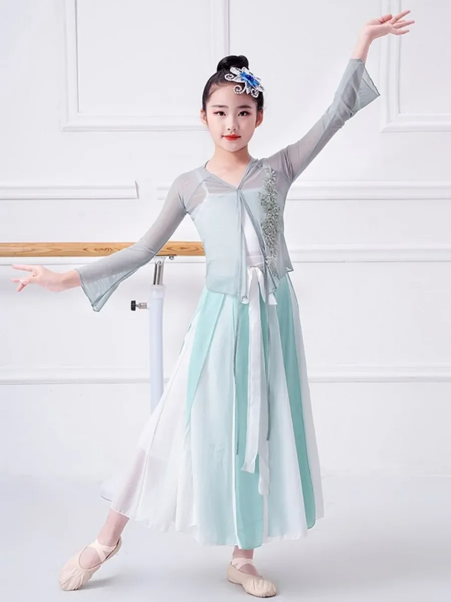 New children's classical performance costumes, suitable for girls, elegant Chinese dance, fan dance, yangko performance costumes