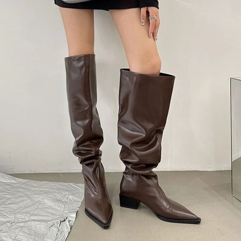 2025 Trend Geplooide Vrouwen Hoge Laarzen Punk Hoge Hakken Puntschoen Schoenen Winter Knie Hoge Designer Merk Lederen Vrouw Botas pompen