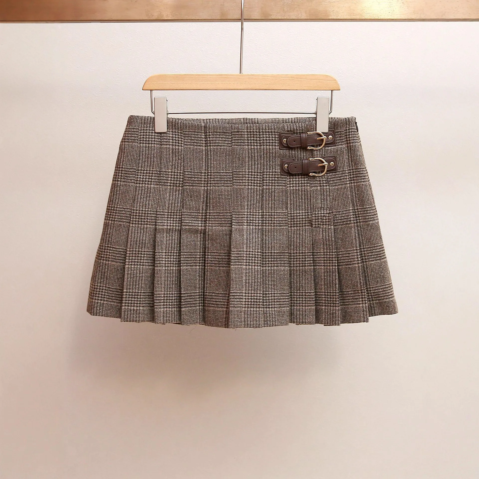 

M Autumn Winter New Preppy Sweet Retro Design A-Line Versatile Slim-Fit Short Plaid Pleated Skirt