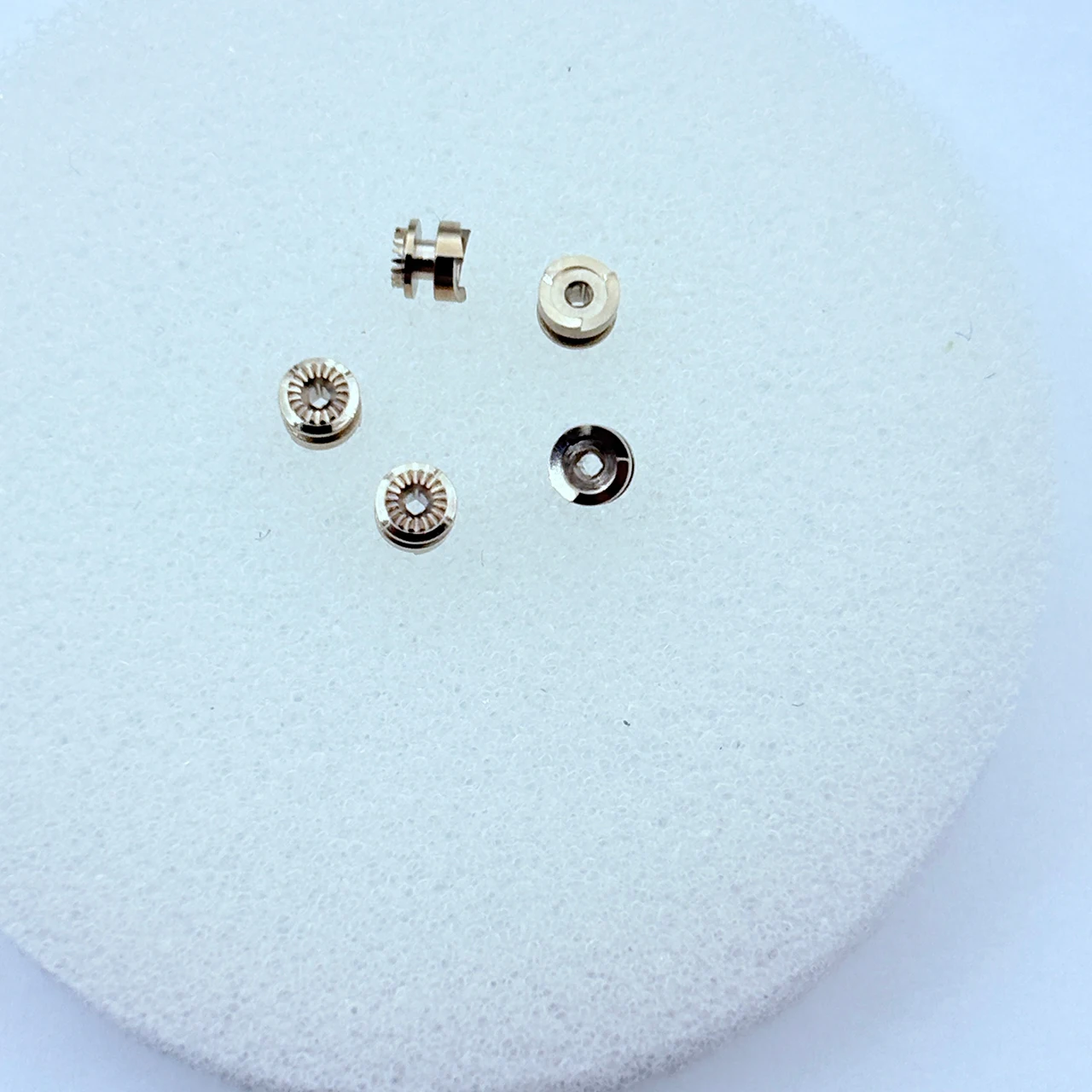 Watch accessories  clutch wheel suitable for 7009 mechanical movement watch repair parts clutch wheel